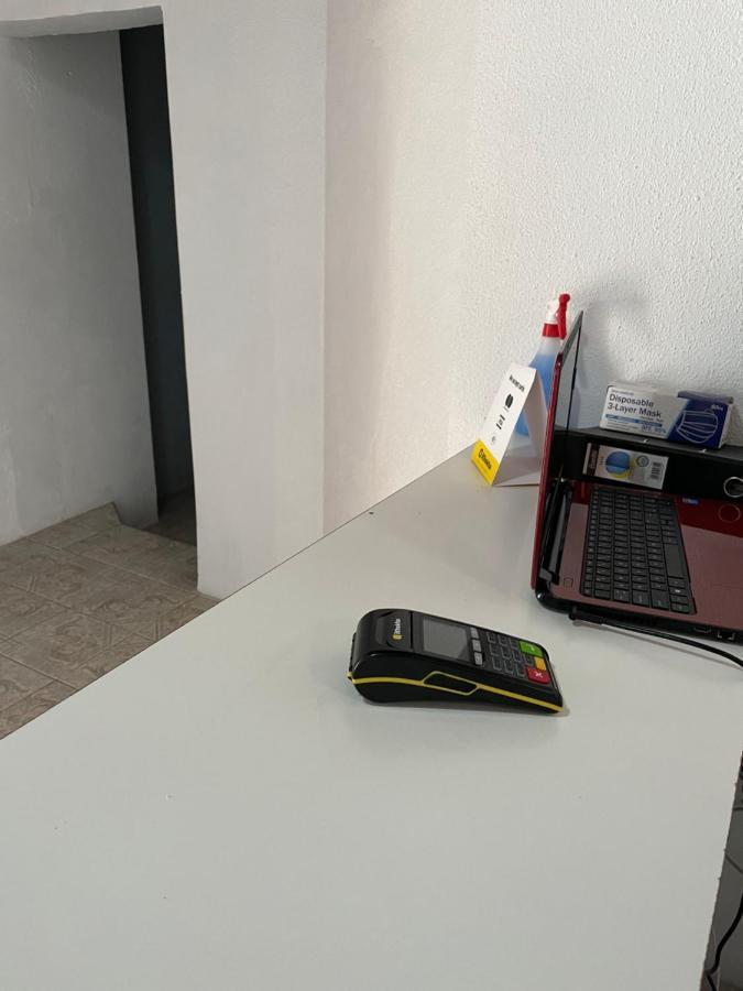 Host Hub Guest House Kempton Park Dış mekan fotoğraf