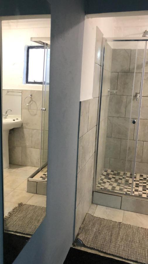 Host Hub Guest House Kempton Park Dış mekan fotoğraf