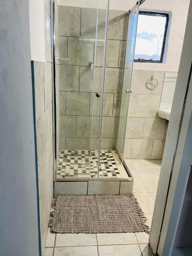 Host Hub Guest House Kempton Park Dış mekan fotoğraf
