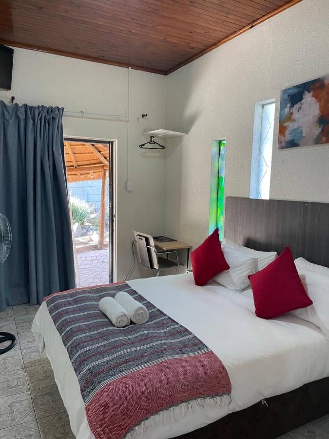 Host Hub Guest House Kempton Park Dış mekan fotoğraf